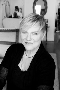 Faye Wypiszynski professional makeup artist
